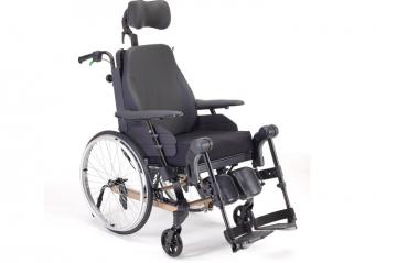 silla de ruedas manual basculante y reclinable Clematis