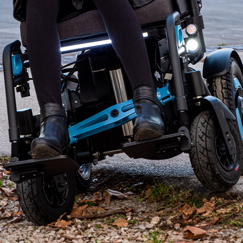 SILLA DE RUEDAS ELÉCTRICA ULTRA COMPACTA Y BASCULANTE ATLANTIK FLEX